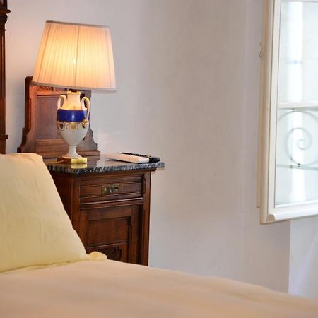 La Terrazza Di Vico Olivi B&B ヴェンティミーリア エクステリア 写真