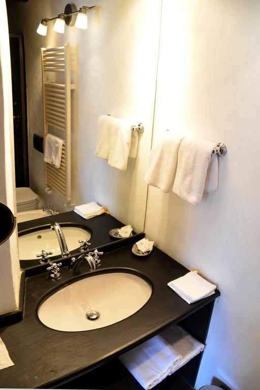 La Terrazza Di Vico Olivi B&B ヴェンティミーリア 部屋 写真