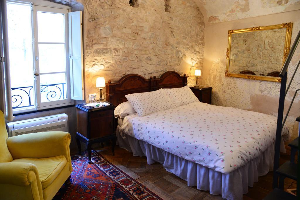 La Terrazza Di Vico Olivi B&B ヴェンティミーリア 部屋 写真
